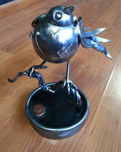 Brooklyn NY metal artist DE Nadie bird metal sculpture